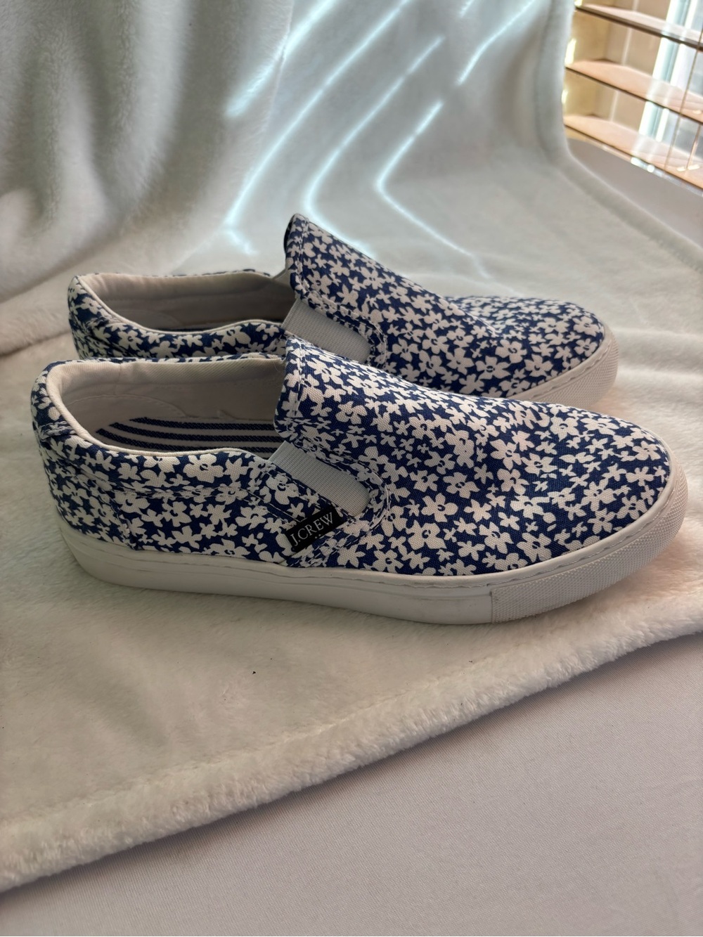 J. Crew “Road Trip” Slip-On Sneakers Blue/White Floral Size 6.5